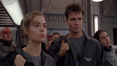 starship troopers 2 nudity|The NSFW Starship Troopers Scene That Denise Richards。